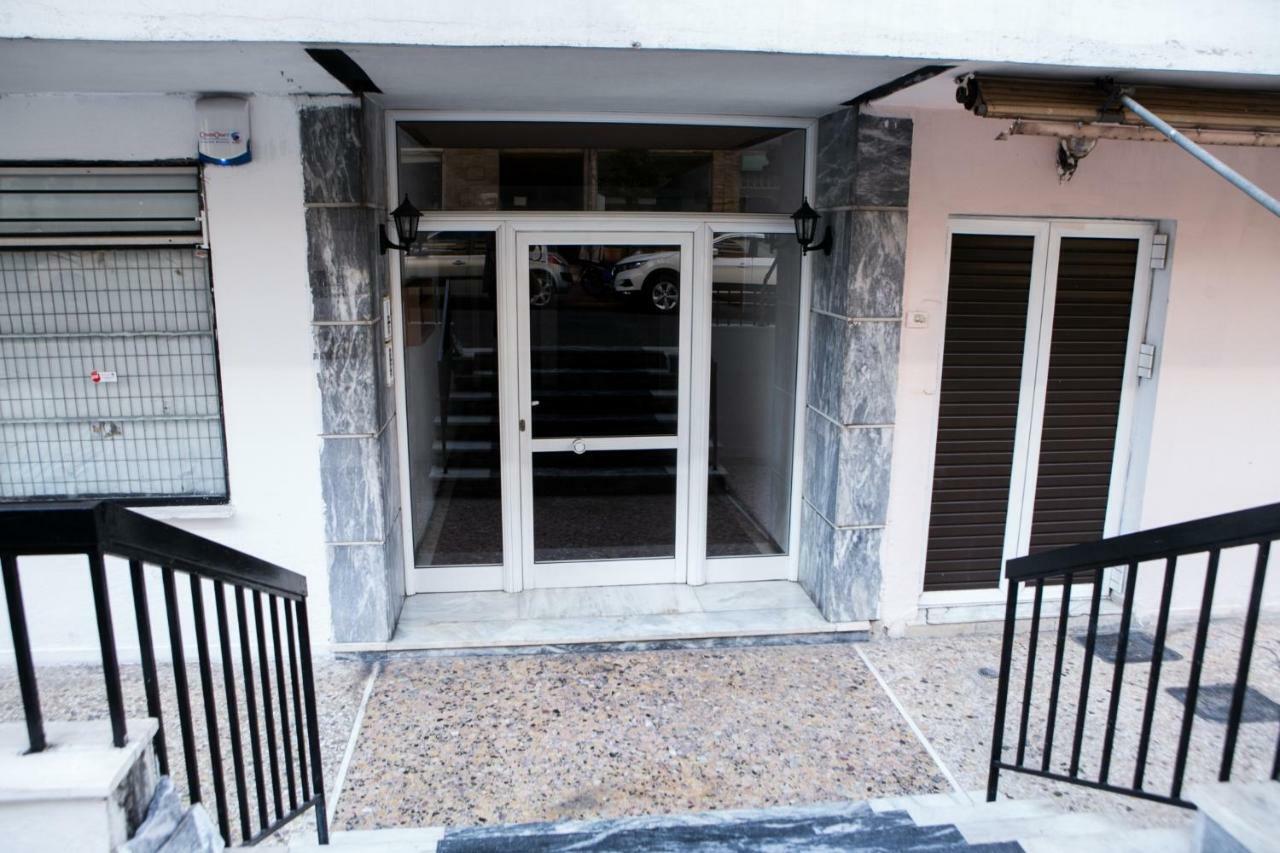 Best House, Anakreontos, Perivolaki, Nikaia, P... El Pireo Exterior foto